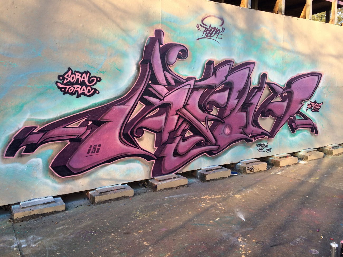 Graffiti Wall - Photo by Kerock - KEROK, TLB, RHK