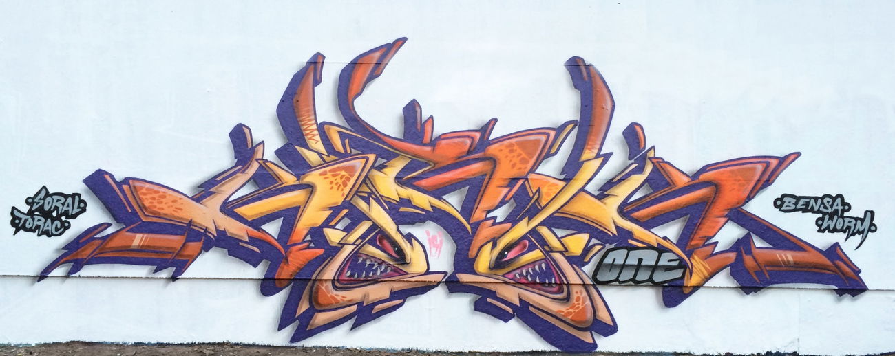 Graffiti Wall - Photo by Kerock - KEROK, TLB, RHK