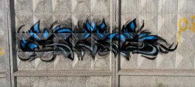 Graffiti Bombing - Photo by Kers - kers (2013)