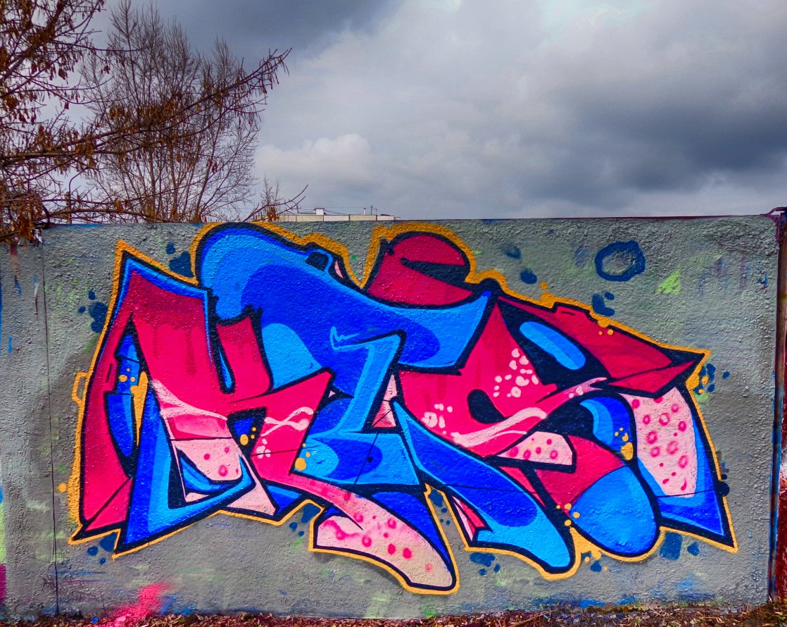 Graffiti Wall - Photo by Kes (2014)