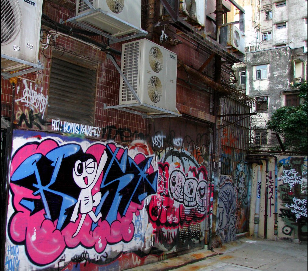 Graffiti Bombing in Hong Kong - Photo by Kest - kest, graffiti, hong (2008)