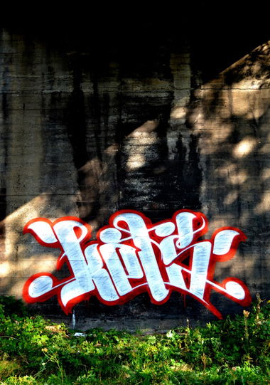 Graffiti Bombing in Poland - Photo by Ket124