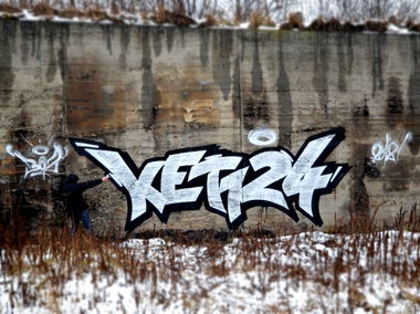 Graffiti Bombing in Poland - Photo by Ket124