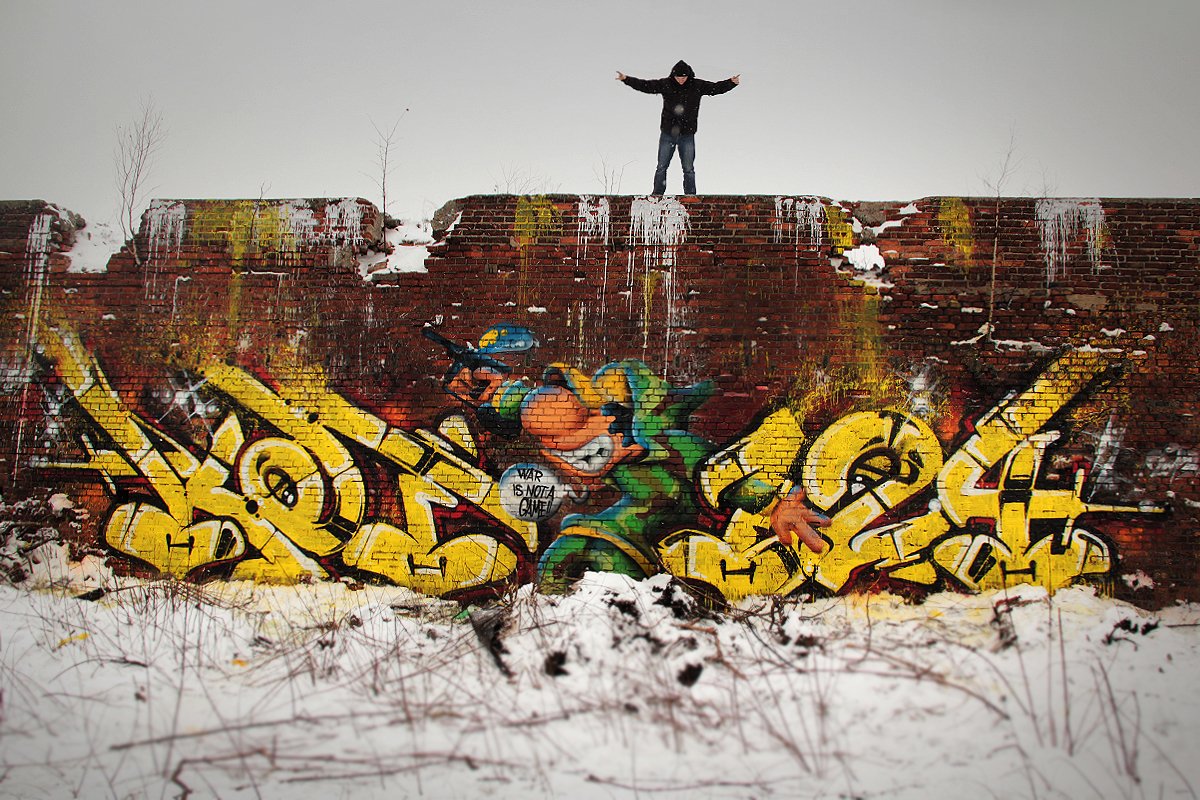 Graffiti Wall in Poland - Photo by Ket124 (2013)