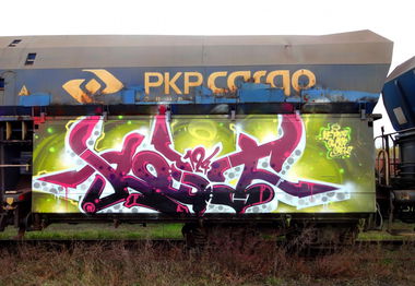 Graffiti Train - Photo by Ket124 (2013)