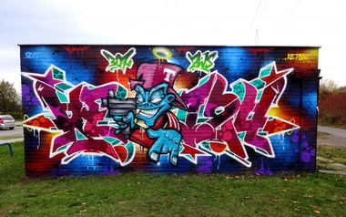 Graffiti Wall in Ozerki - Photo by Ket124 (2013)