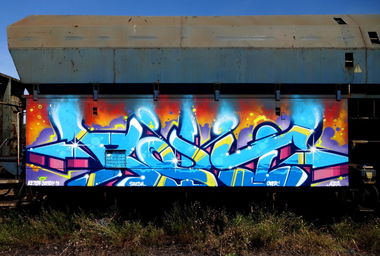 Graffiti Train - Photo by Ket124 (2013)