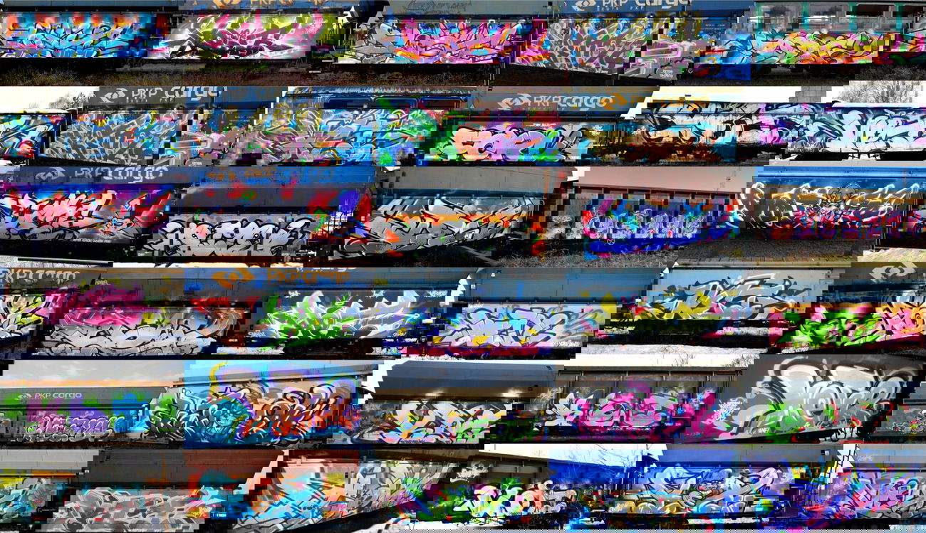 Graffiti Train - Photo by Ket124