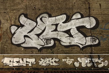Graffiti Bombing - Photo by Ket124