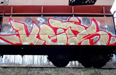 Graffiti Train - Photo by Ket124