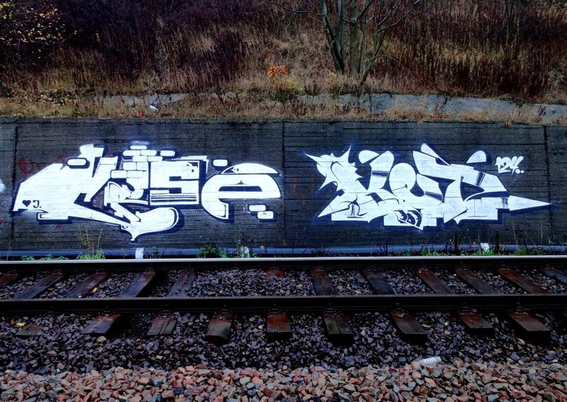 Graffiti Wall - Photo by Ket124