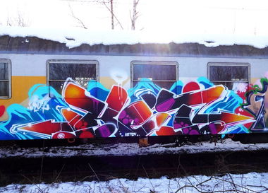 Graffiti Train - Photo by Ket124