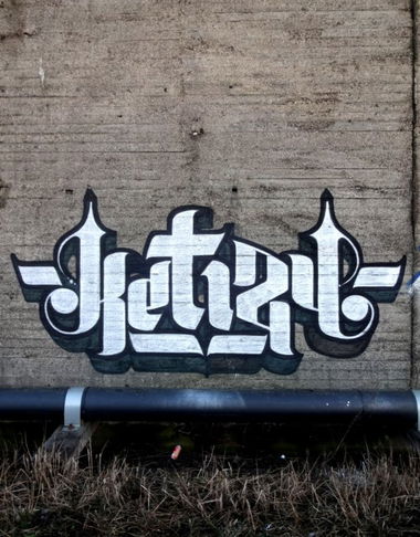 Graffiti Bombing - Photo by Ket124