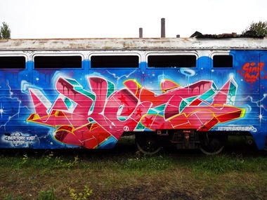 Graffiti Train - Photo by Ket124