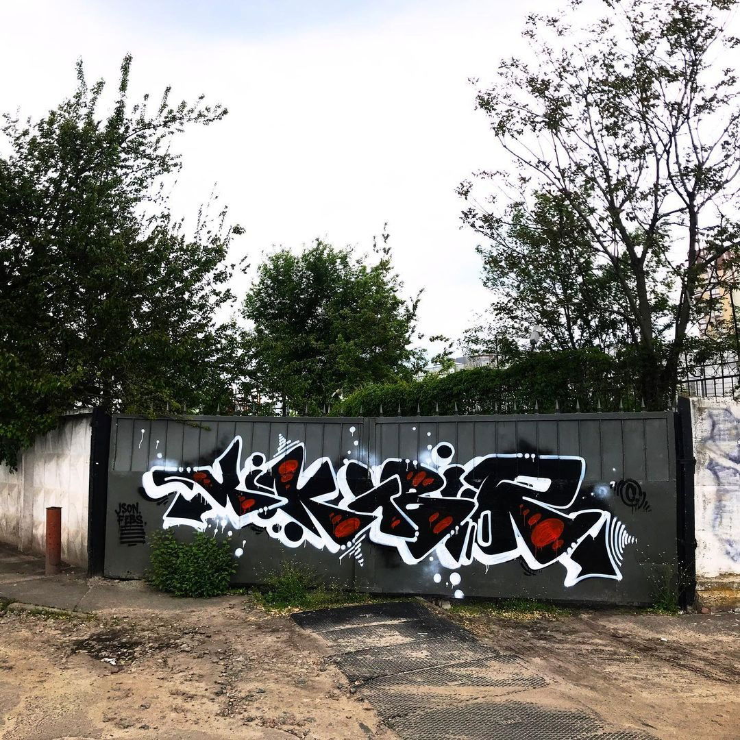 Graffiti Wall - Photo by Kibr - Graffiti, GraffitiBombing, Bombing