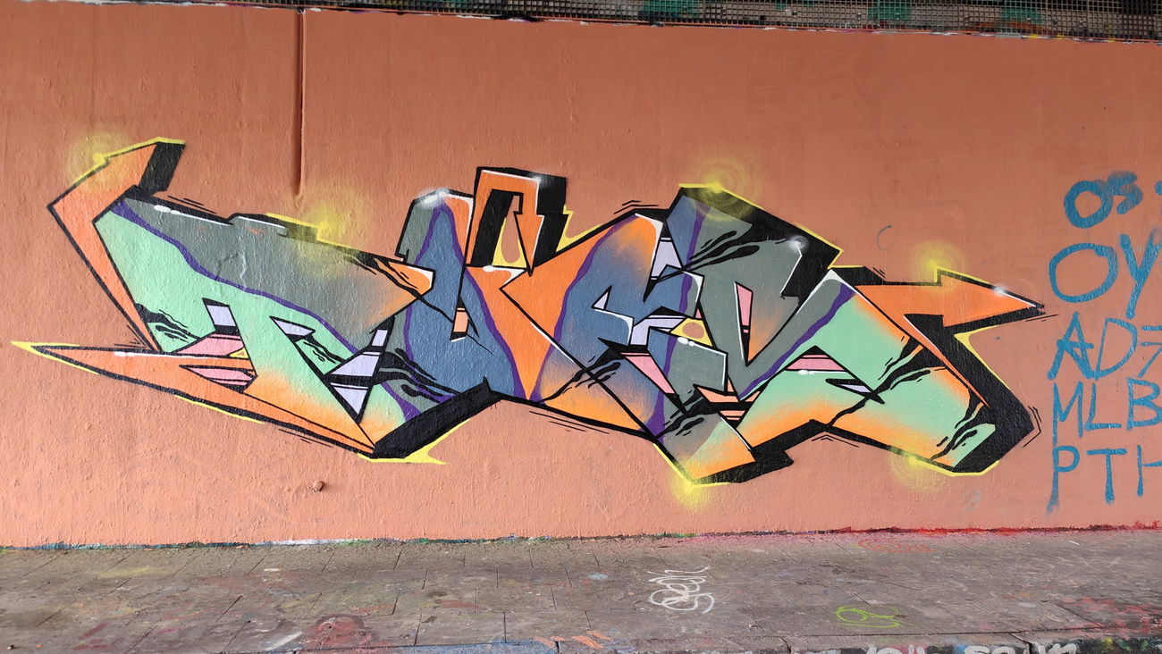 Graffiti Wall in Essen - Photo by Kico_one - Essen, Giradetstrasse (2023)