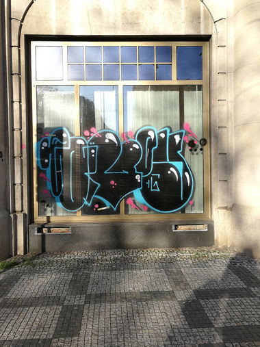Graffiti Bombing in Prague - Photo by Kico_one - Prague, Praha