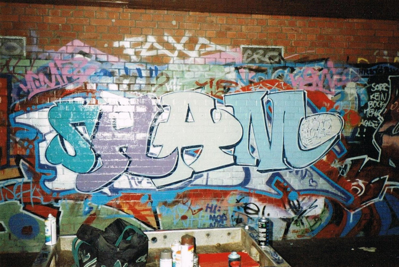 Graffiti Wall in Essen - Photo by Kico_one - Essen, Rok, Crew