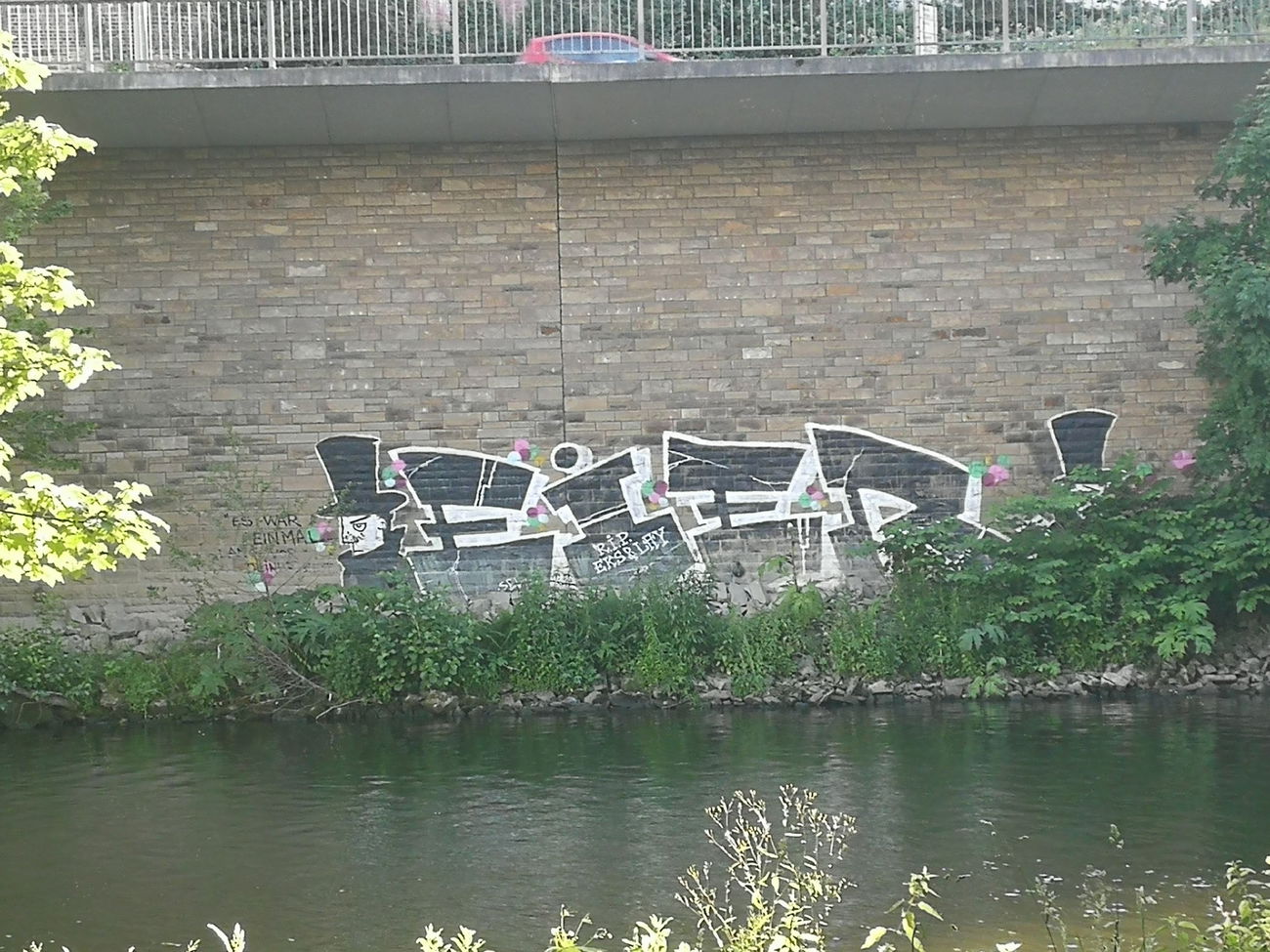 Graffiti Bombing in Essen - Photo by Kico_one - Essen, Ei, Eier