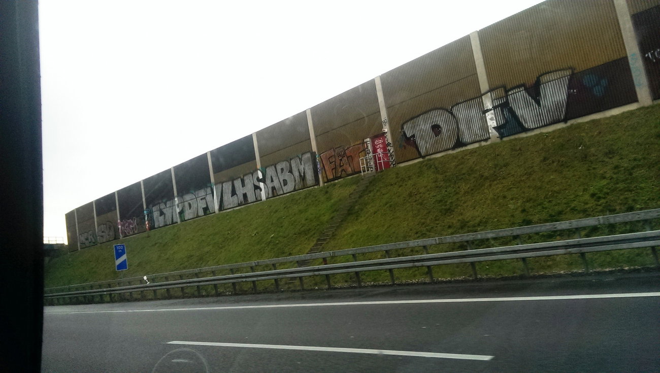 Graffiti Wall in Köln - Photo by Kico_one - Lyp, Dfv, Lhs