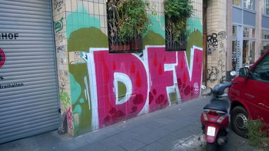Graffiti Bombing in Köln - Photo by Kico_one - Köln, Dfv