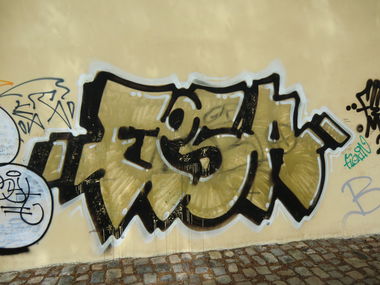 Graffiti Bombing in Prague - Photo by Kico_one - Prague, Praha, Fesa