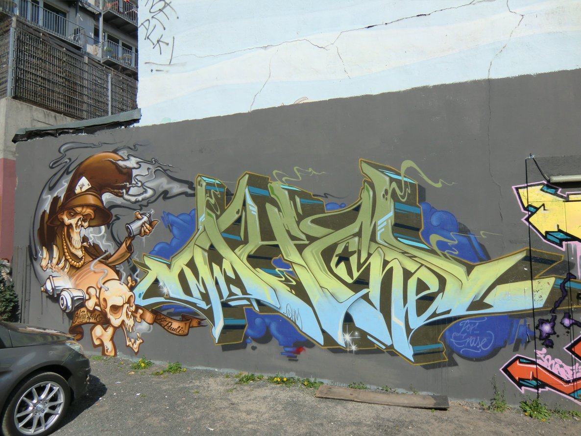 Graffiti Wall in Hamburg - Photo by Kico_one