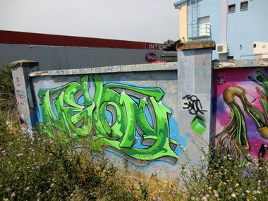 Graffiti Wall - Photo by Kico_one - Neon