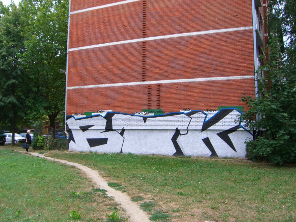 Graffiti Bombing - Photo by Kico_one