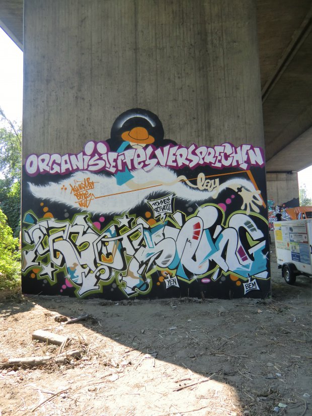 Graffiti Wall - Photo by Kico_one - Labor, Swing (2013)