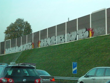 Graffiti Bombing in Köln - Photo by Kico_one - Wilde, Horde