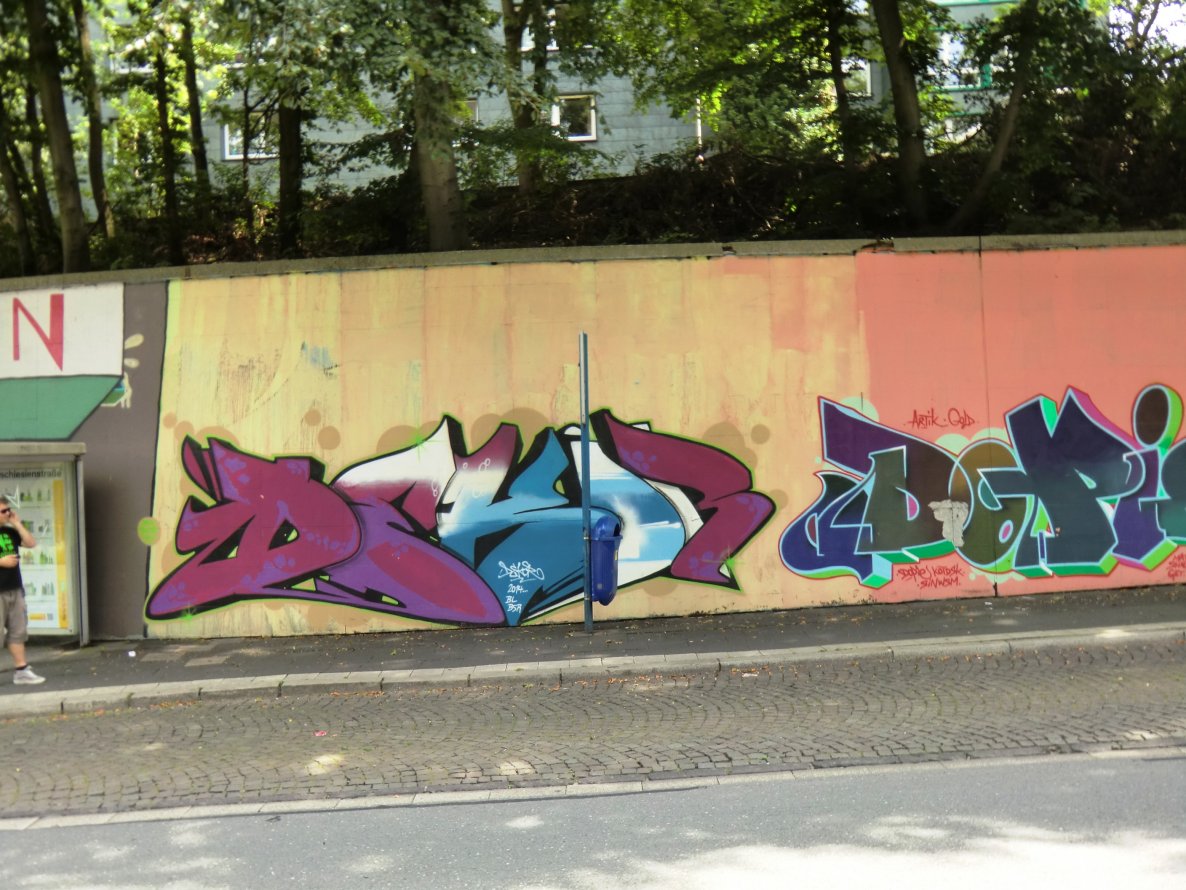 Graffiti Wall in Essen - Photo by Kico_one - Dekor, Essen (2014)