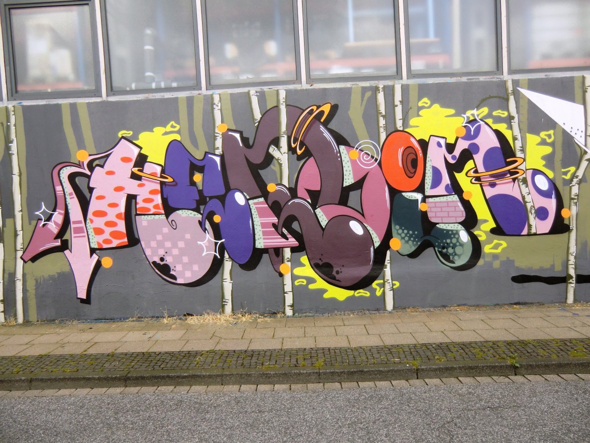 Graffiti Wall in Essen - Photo by Kico_one - Heroin?!?!?, Essen (2014)