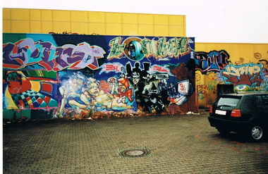 Graffiti Wall in Hannover - Photo by Kico_one - Hannover, Bomber, Zwo (1993)