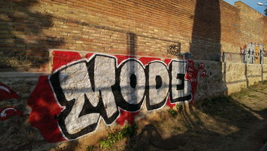 Graffiti Bombing in Barcelona - Photo by Kico_one - Barcelona, Spain, Catalonia