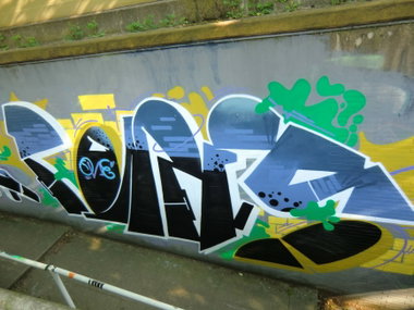 Graffiti Wall - Photo by Kico_one - Essen, Hafendampf, Pomes (2015)