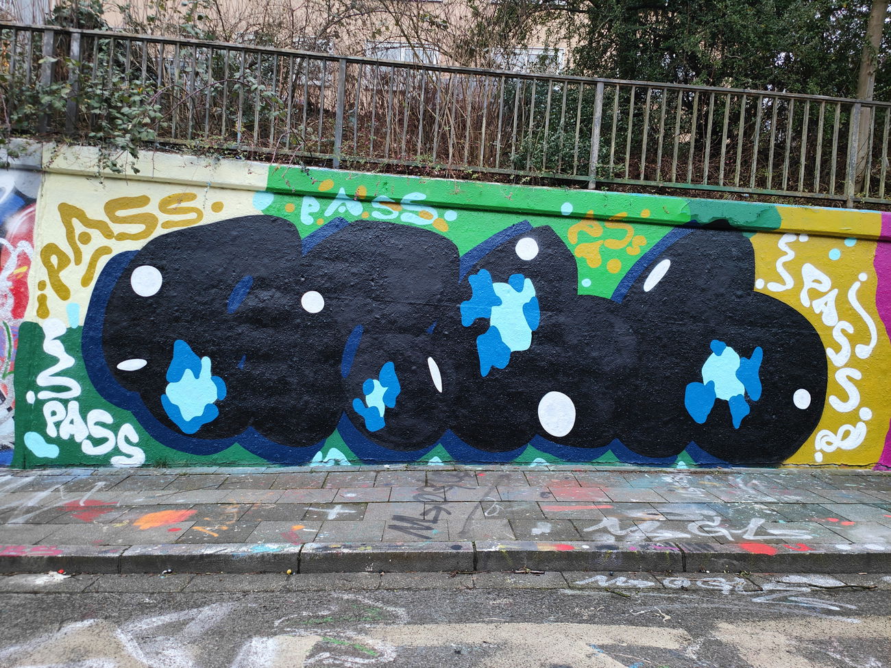 Graffiti Wall in Essen - Photo by Kico_one - Essen, Pass