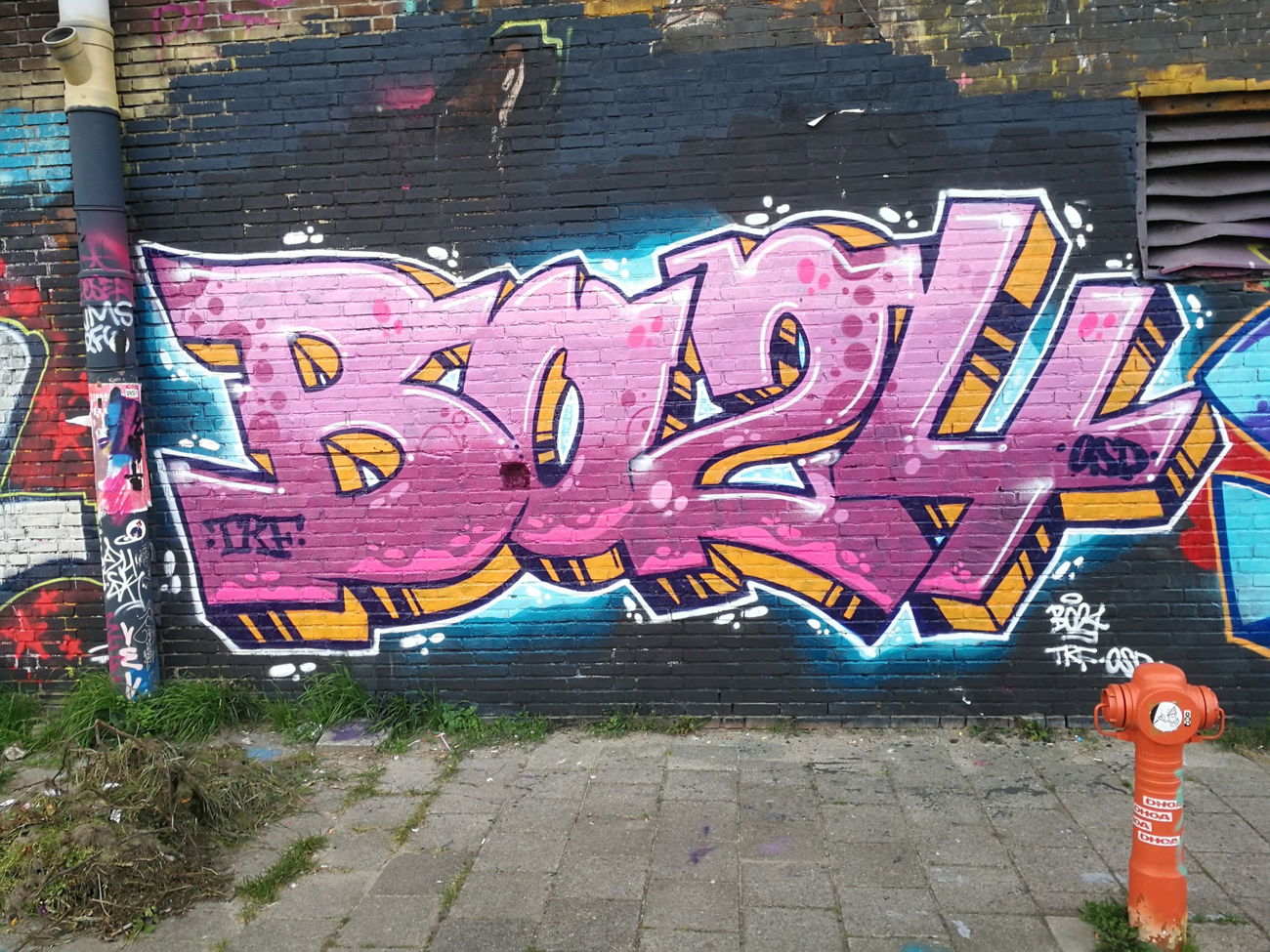 Graffiti Wall in Amsterdam - Photo by Kico_one - Amsterdam, Netherlands