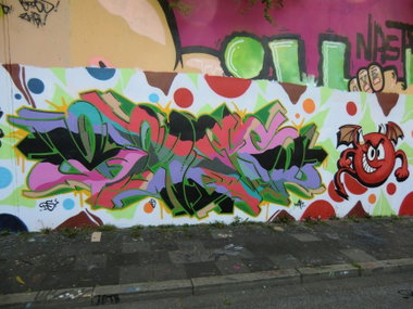 Graffiti Wall in Auf Der Donau Essen - Photo by Kico_one - Bres, PS, Essen (2015)