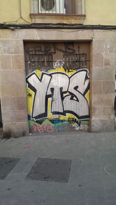 Graffiti Bombing in Barcelona - Photo by Kico_one - Barcelona, Spain, Catalonia