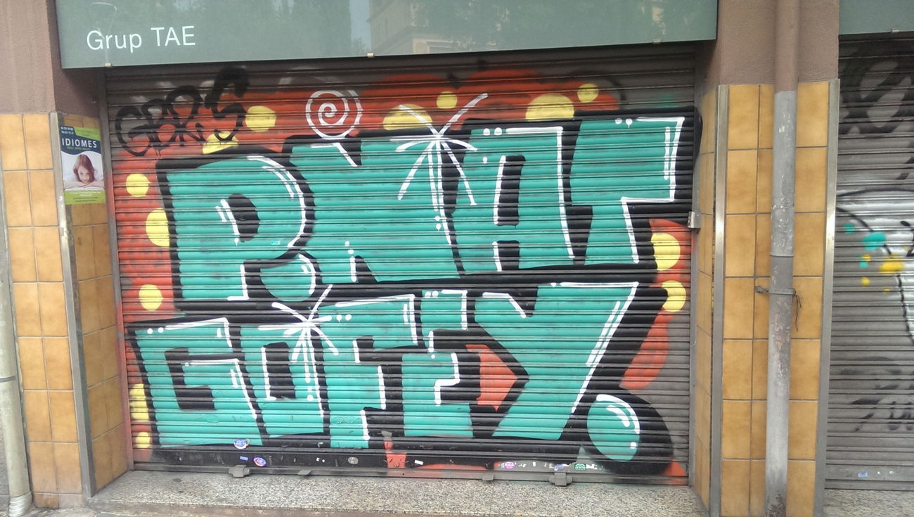 Graffiti Bombing in Barcelona - Photo by Kico_one - Barcelona, Spain, Catalonia