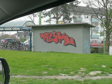 Graffiti Bombing in Essen - Photo by Kico_one - Essen, NRW, Ruhrpott