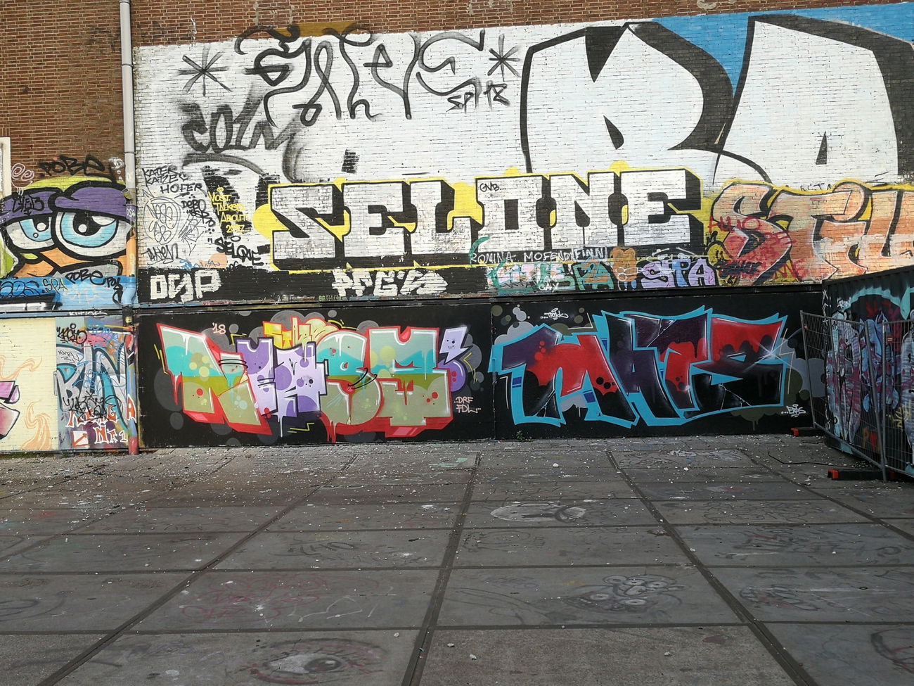 Graffiti Wall in Amsterdam - Photo by Kico_one - Amsterdam, Netherlands