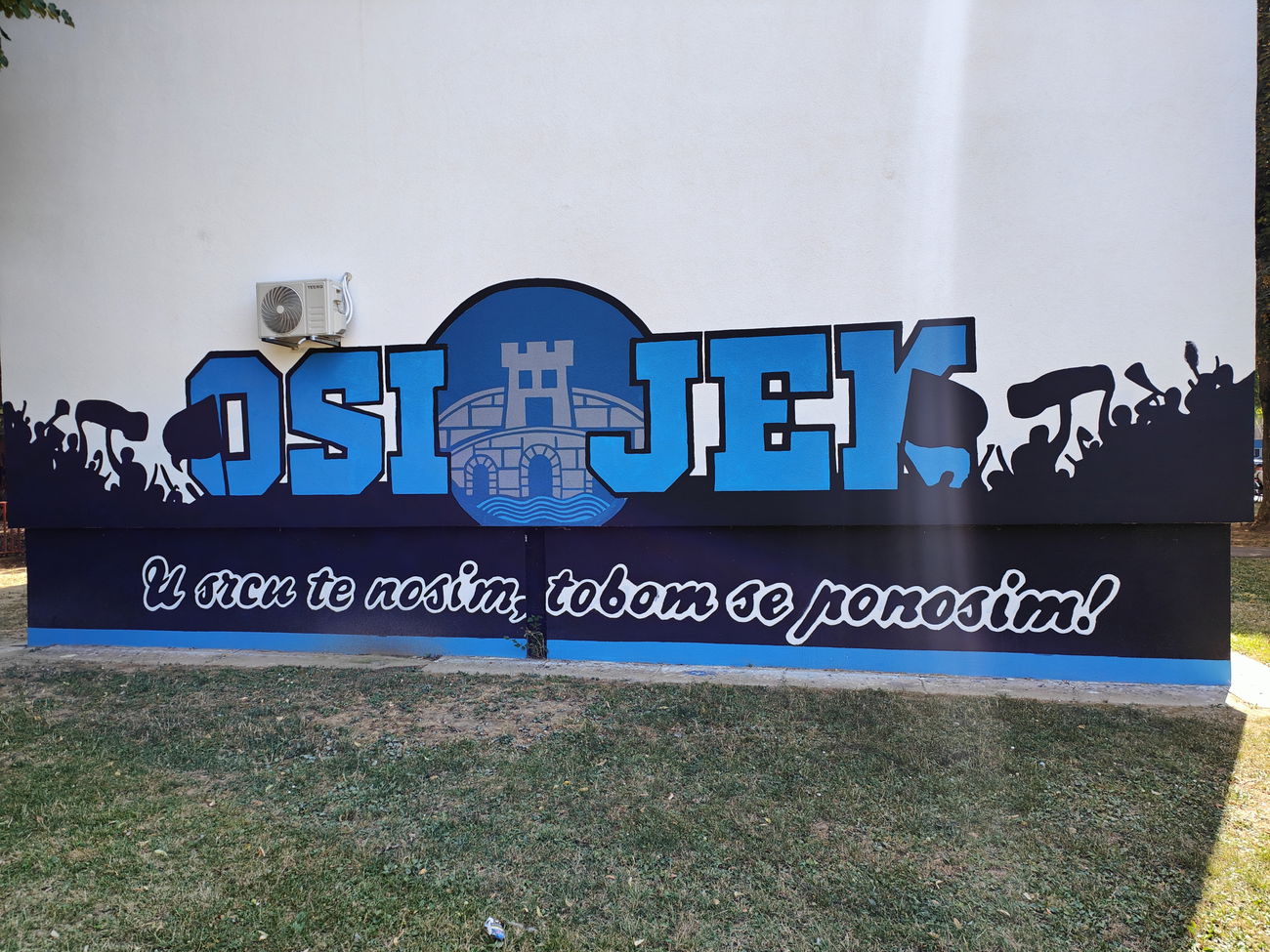 Graffiti Wall in Osijek - Photo by Kico_one