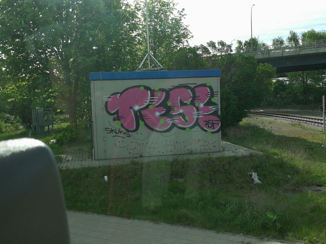 Graffiti Bombing in Hamburg - Photo by Kico_one - Hamburg, Tese, DSF