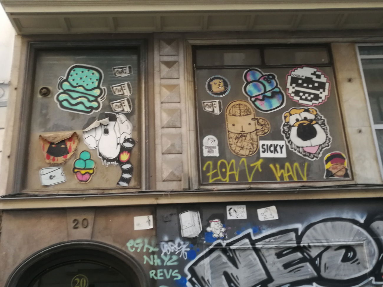 Graffiti Street Art in Madrid - Photo by Kico_one - Madrid, Espana