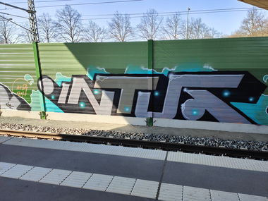 Graffiti Wall in Frankfurt - Photo by Kico_one