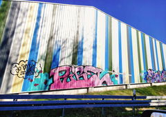 Graffiti Bombing in Essen - Photo by Kico_one