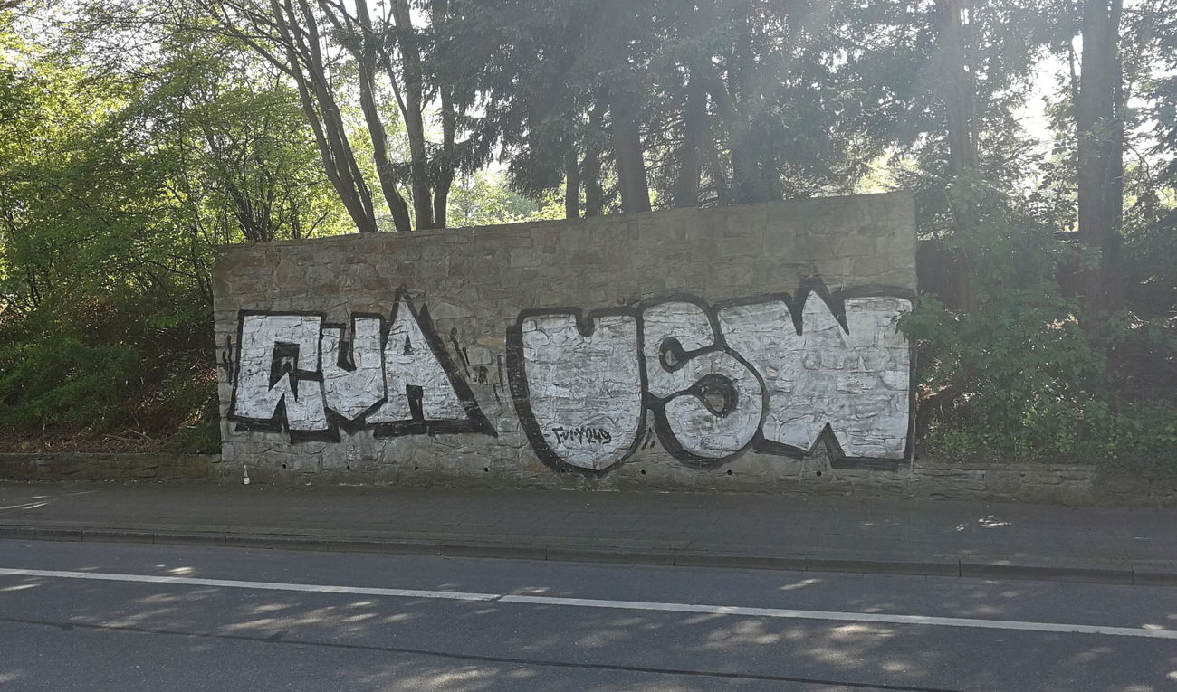 Graffiti Bombing in Essen - Photo by Kico_one - Essen, NRW, Ruhrpott