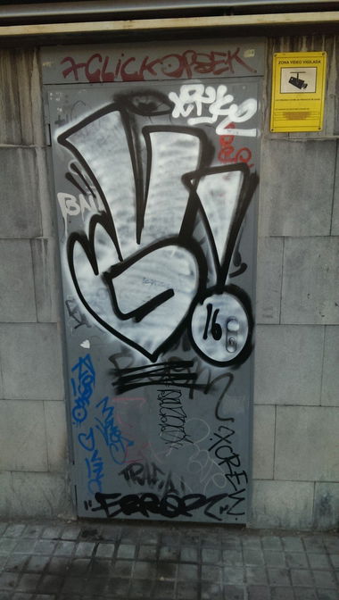 Graffiti Bombing in Barcelona - Photo by Kico_one - Barcelona, Spain, Catalonia